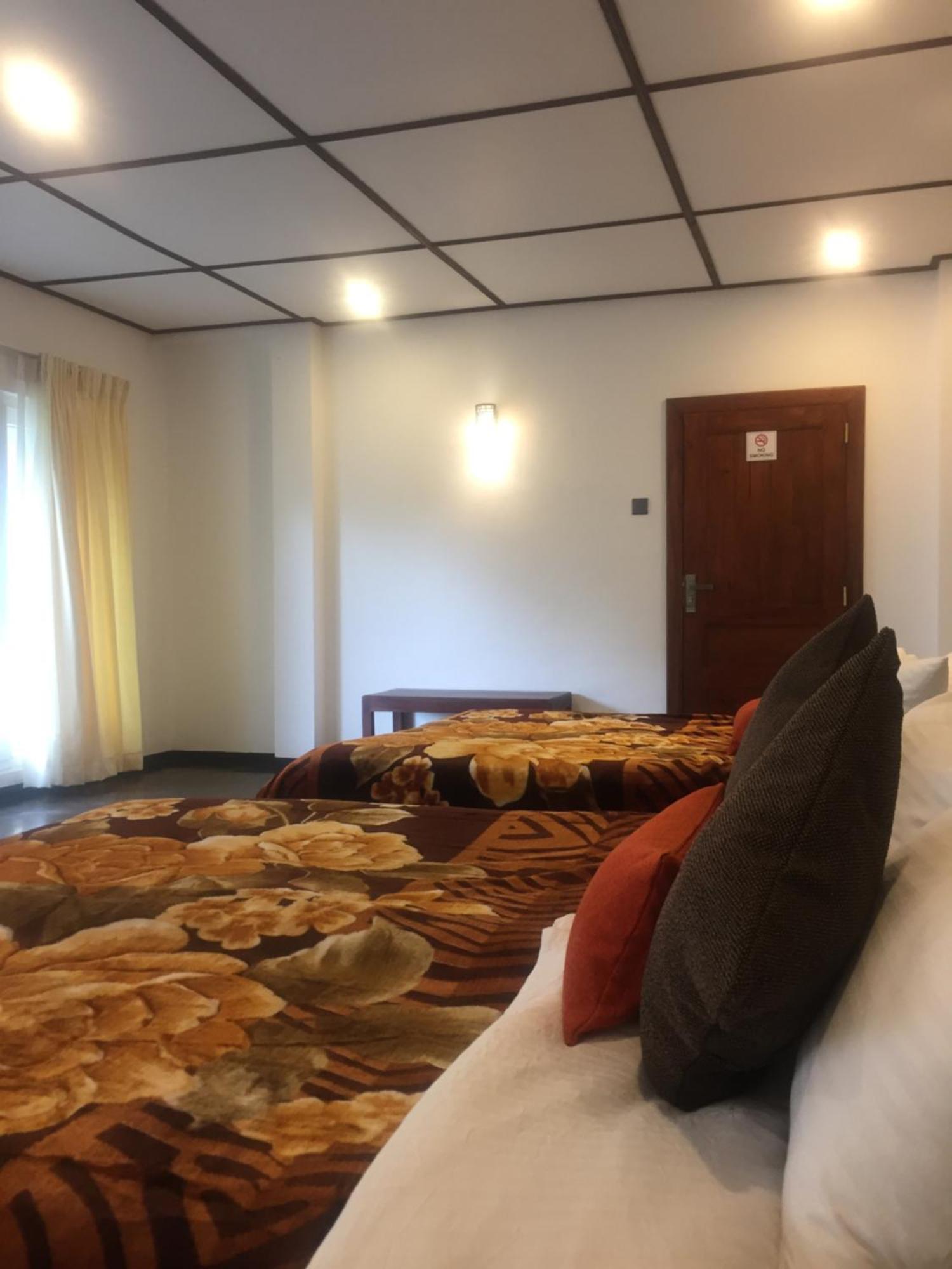 Suriya Guest Otel Nuwara Eliya Dış mekan fotoğraf