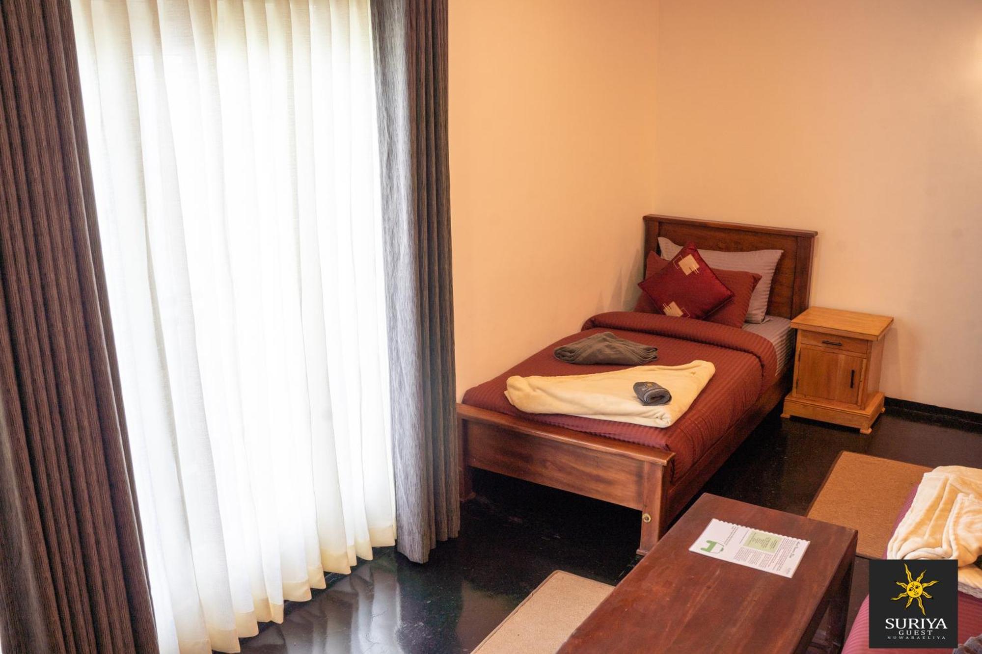 Suriya Guest Otel Nuwara Eliya Dış mekan fotoğraf