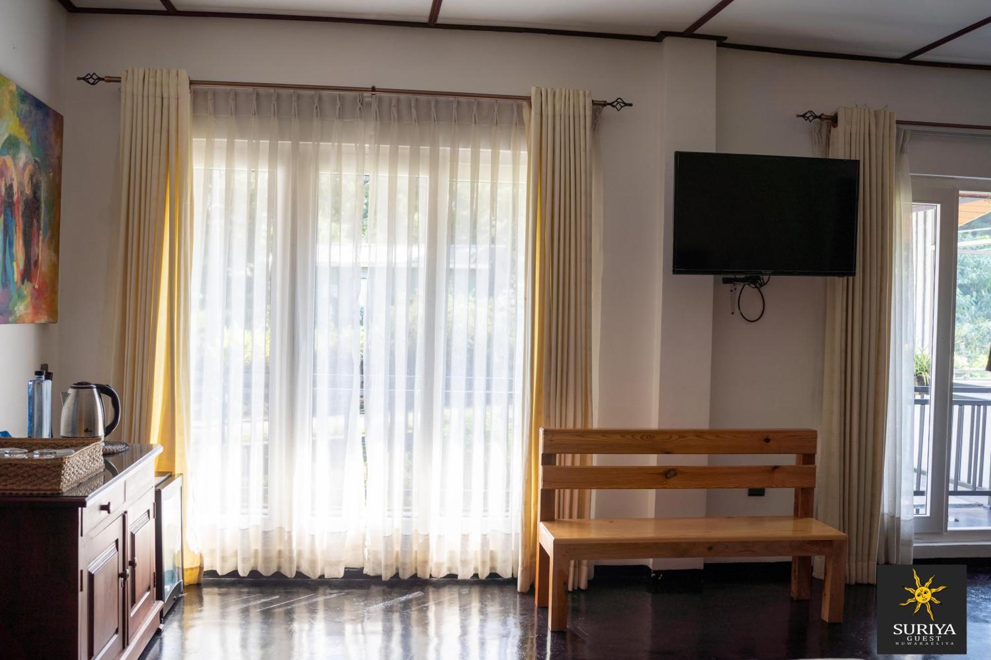 Suriya Guest Otel Nuwara Eliya Dış mekan fotoğraf