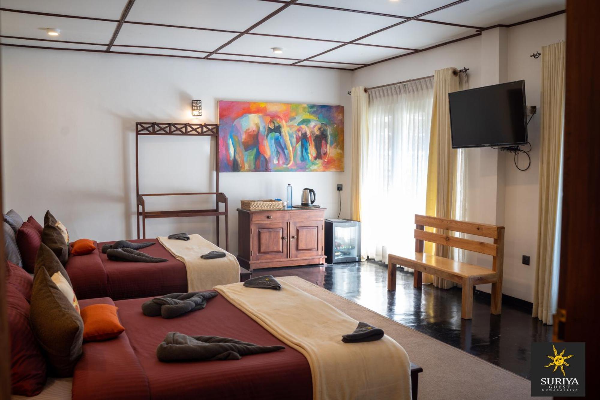 Suriya Guest Otel Nuwara Eliya Dış mekan fotoğraf
